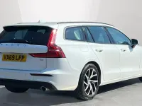 Used Volvo V60 Momentum 190 HP (139 kW) 2020 White Estate
