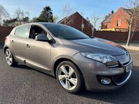 Used Renault Mégane III Dynamique 110 HP (80 kW) 2013 Metallic grey Hatchback