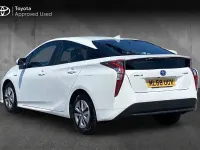 Used Toyota Prius Business Edition 120 HP (88 kW) 2018 Pure white Hatchback