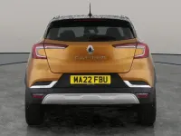 Used Renault Captur Version S 91 HP (66 kW) 2022 Orange/black SUV