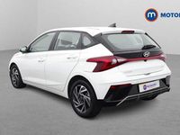 Used Hyundai i20 Advanced 101 HP (74 kW) 2024 White Hatchback