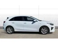 Usado Kia Ceed 117 HP (86 kW) 2020 Branco Citadino
