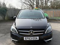 Usado Mercedes B200 136 HP (100 kW) 2014 Preto Monovolume