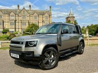 Usado Land Rover Defender HSE Dynamic 300 HP (220 kW) 2023 Prateado SUV
