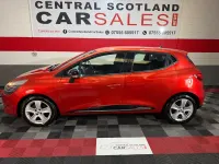 Gebraucht Renault Clio IV Dynamique 90 PS (66 kW) 2016 Rot Kleinwagen