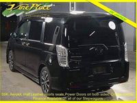 Używany Honda Stepwgn Cool 2012 Czarny Minivan