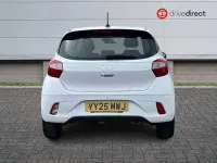 Used Hyundai i10 Advanced 63 HP (46 kW) 2025 White Hatchback