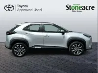 Used Toyota Yaris Cross Design 113 HP (83 kW) 2024 Silver SUV