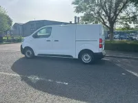 Gebraucht Vauxhall Vivaro Edition 120 PS (88 kW) 2020 Weiß Van / Kleinbus