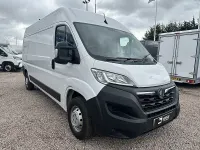 Used Vauxhall Movano 138 HP (101 kW) 2024 White