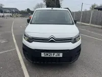 Używany Citroën Berlingo 75 KM (55 kW) 2021 Biały Minivan