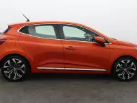 Used Renault Clio Version S 2022 Orange Hatchback