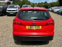 Used Ford Focus Titanium 125 HP (91 kW) 2015 Red Estate