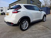 Used Nissan Juke Acenta Premium 115 HP (84 kW) 2015 White SUV