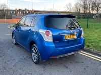 Used Toyota Verso 2013 Blue MPV