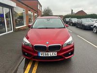 Usado BMW 225 Active Tourer Sport Line 2017 Rojo Monovolumen