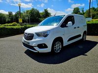 Used Vauxhall Combo Sportive 100 HP (73 kW) 2021 White Van