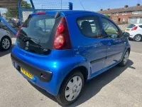 Used Peugeot 107 Active 68 HP (50 kW) 2012 Blue Hatchback