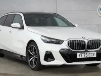 Used BMW 530e M Sport 295 HP (216 kW) 2025 White Estate