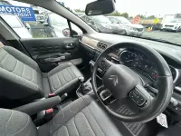 Used Citroën C3 Shine 102 HP (75 kW) 2023 Grey Hatchback