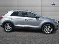 Usado VW T-Roc Style 150 HP (110 kW) 2023 Prateado SUV