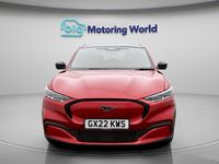 Usado Ford Mustang Mach-E Standard Range 194 kW (265 HP) 2022 Vermelho SUV