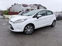 Used Ford Fiesta 82 HP (60 kW) 2011 White Hatchback