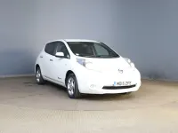 Used Nissan Leaf Acenta 80 kW (109 HP) 2015 White Hatchback