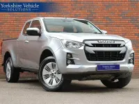 Used Isuzu D-Max 163 HP (119 kW) 2022 Silver Pickup