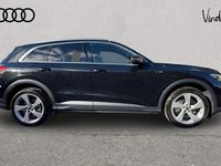 Używany Audi Q5 S-Line 204 KM (150 kW) 2025 Czarny SUV