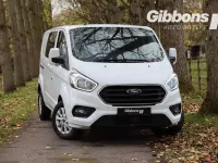 Begagnad Ford Transit Custom Limited 130 HK (95 kW) 2022 Vit Van