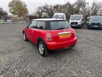Begagnad Mini Cooper Hatch 2009 Röd Halvkombi