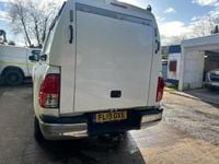 Used Toyota HiLux 150 HP (110 kW) 2019 White Pickup