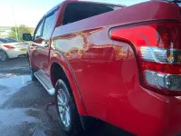 Käytetty Mitsubishi L200 2018 Punainen Nouto