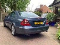 Used Mercedes E500 Avantgarde 306 HP (225 kW) 2004 Blue Sedan
