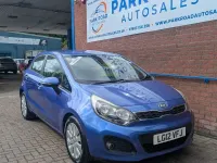 Used Kia Rio 109 HP (80 kW) 2012 Blue Hatchback