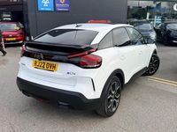 Used Citroën e-C4 Shine 98 kW (134 HP) 2022 White Hatchback