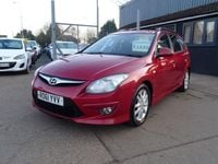 Used Hyundai i30 Comfort 2011 Red Estate