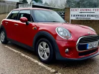 Usado Mini Cooper Hatch 136 HP (100 kW) 2015 Vermelho Citadino