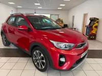 Used Kia Stonic 100 HP (73 kW) 2019 Red SUV