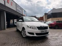 Begagnad Skoda Fabia SE 105 HK (77 kW) 2014 Vit Kombi