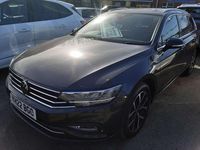 Begagnad VW Passat SEL 150 HK (110 kW) 2022 Grå Kombi
