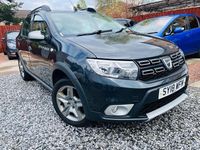Używany Dacia Sandero Ambiance 90 KM (66 kW) 2018 Szary Hatchback
