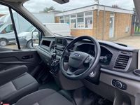 Used Ford Transit Custom 105 HP (77 kW) 2019 White Van