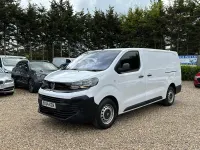 Used Vauxhall Vivaro 143 HP (105 kW) 2024 White MPV