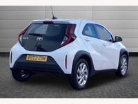 Used Toyota Aygo X PURE 72 HP (52 kW) 2023 White SUV