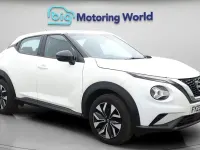 Usado Nissan Juke Acenta 114 CV (83 kW) 2023 Blanco SUV