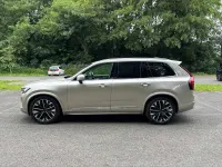 Used Volvo XC90 Ultra 455 HP (334 kW) 2025 Gold SUV