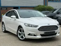 Used Ford Mondeo Titanium 240 HP (176 kW) 2017 White Hatchback