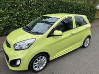 Used Kia Picanto 84 HP (61 kW) 2014 Green Hatchback